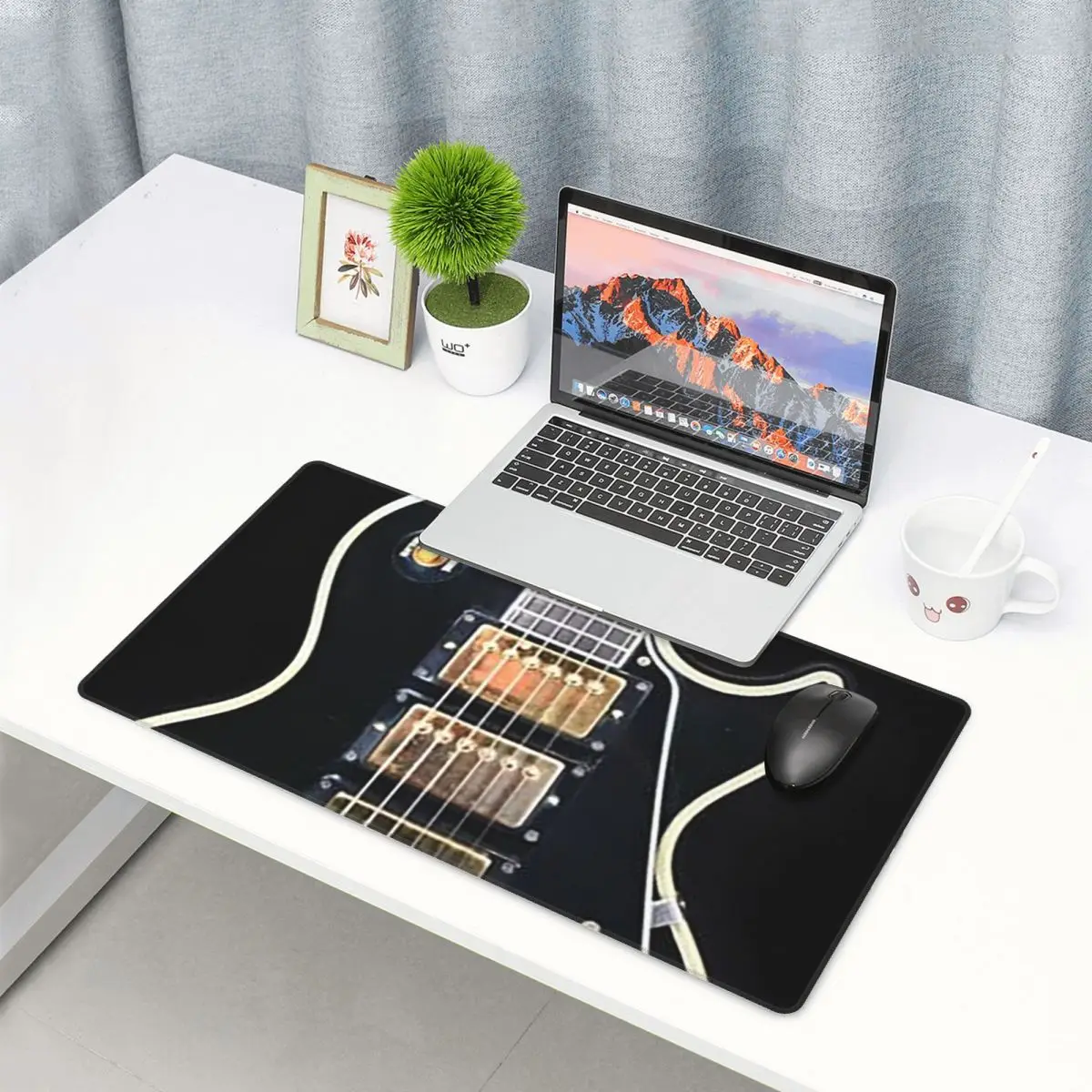 Laptop Accessories Shop - Duża podkładka pod mysz Gibson Custom