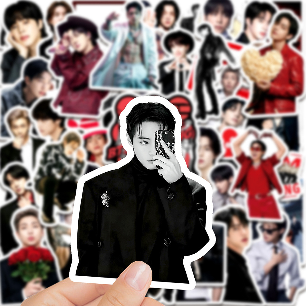 Laptop Accessories For Gift - Naklejki z motywami BTS, grupy k-popowej,